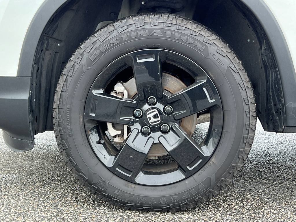 Used 2026 Honda Ridgeline Black Edition image 6
