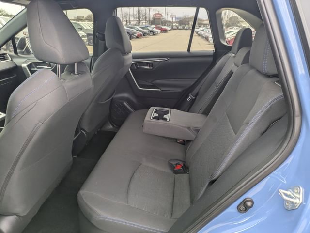 Used 2024 Toyota RAV4 SE image 27
