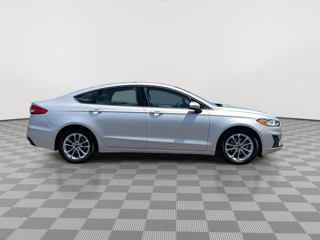 Used 2019 Ford Fusion SE FWD image 12