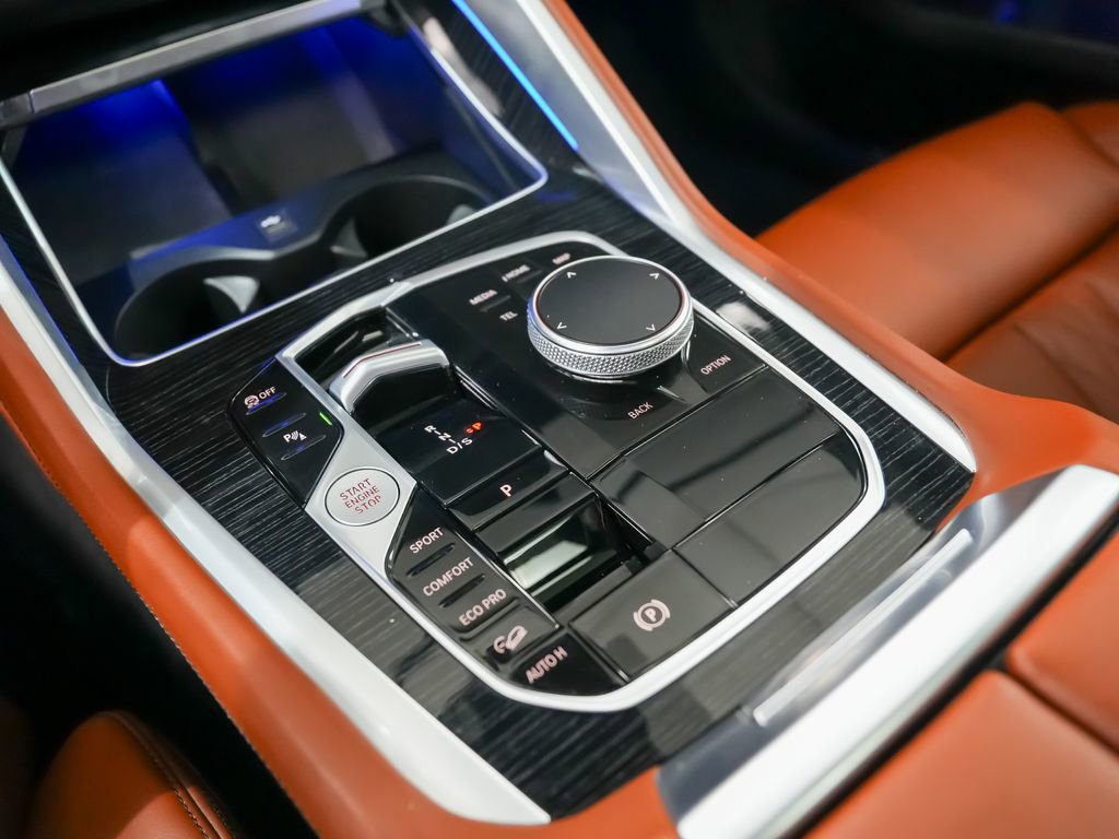 Used 2024 BMW X6 xDrive40i w/ Premium Package image 31