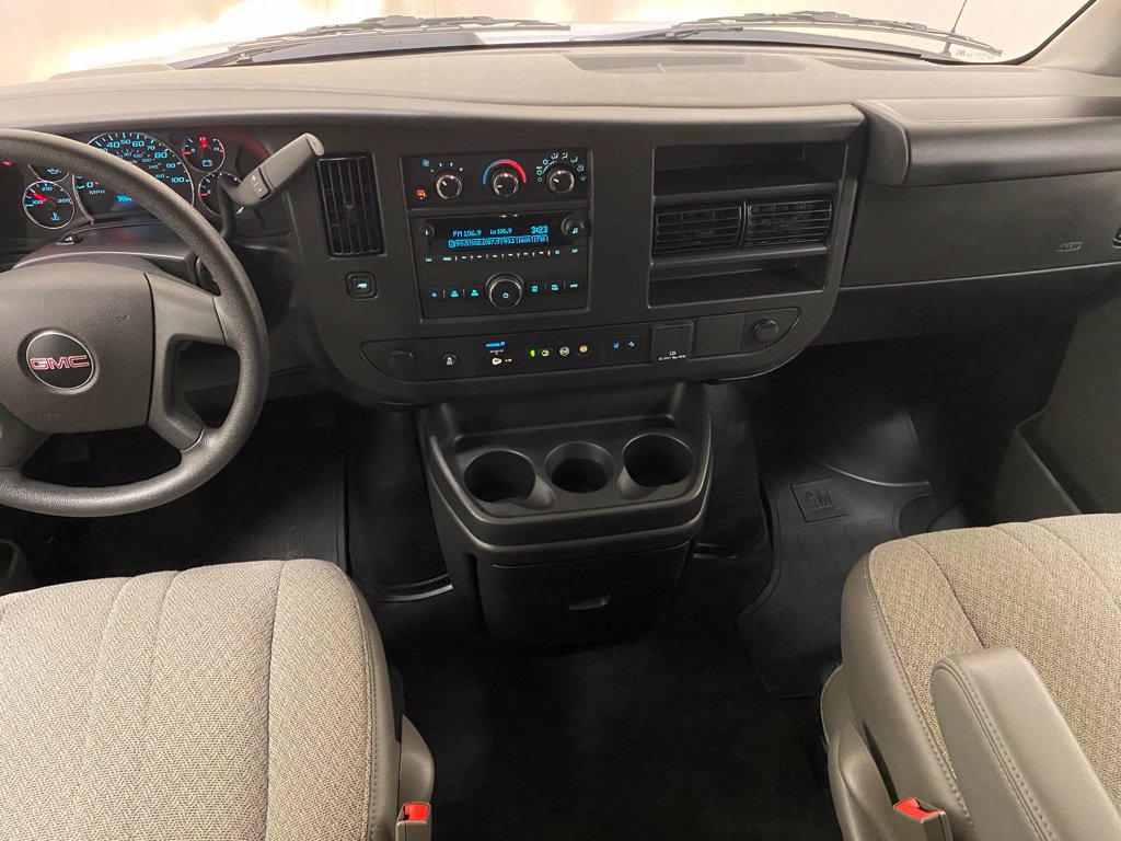 Used 2025 GMC Savana 3500 LT w/ LT Preferred Equipment Group RWD image 24
