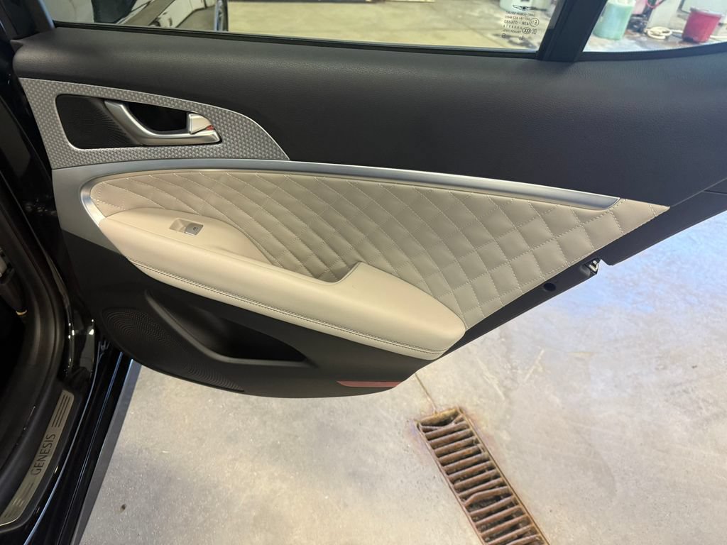 Used 2023 Genesis G70 3.3T w/ Sport Prestige Package AWD/4WD image 31