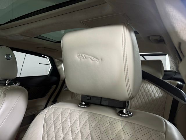 Used 2019 Jaguar XJ L Portfolio image 32