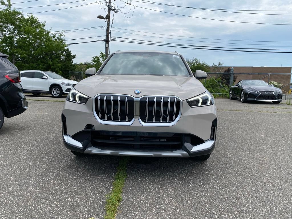 New 2026 BMW X1 xDrive28i AWD/4WD image 2