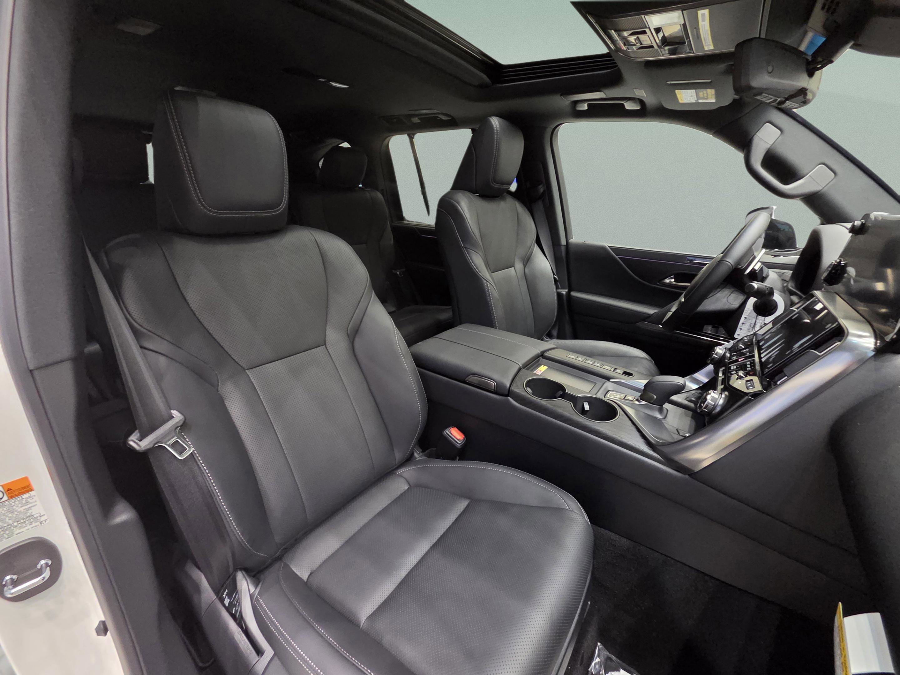 New 2026 Lexus LX 700h Luxury image 26