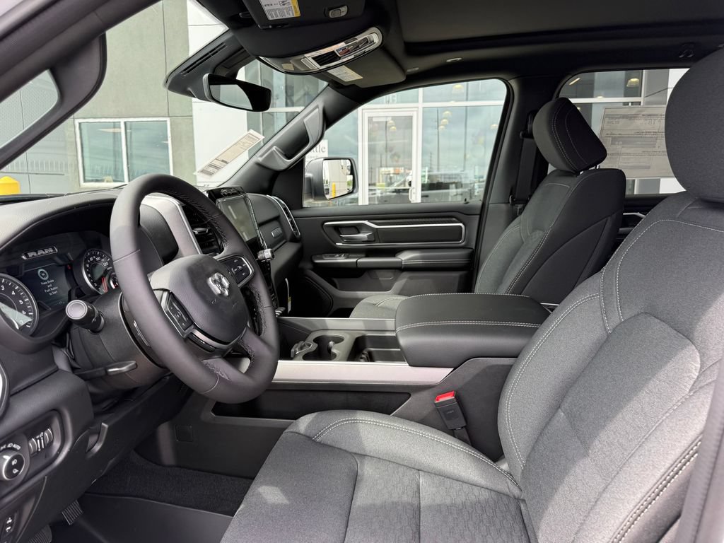New 2026 RAM 1500 Big Horn AWD/4WD image 4