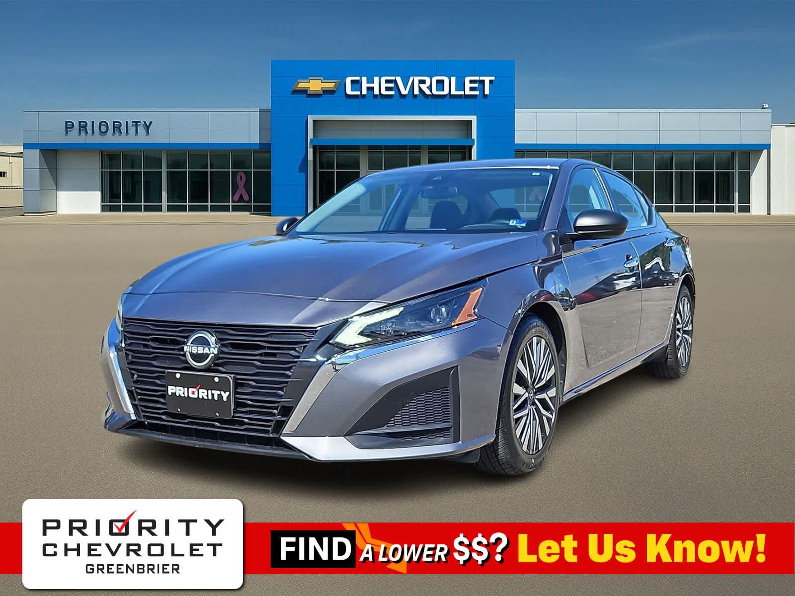 Used 2024 Nissan Altima 2.5 SV FWD image 1