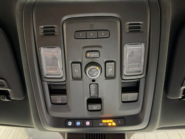 Used 2023 Chevrolet Suburban Premier w/ Advanced Technology Package AWD/4WD image 50