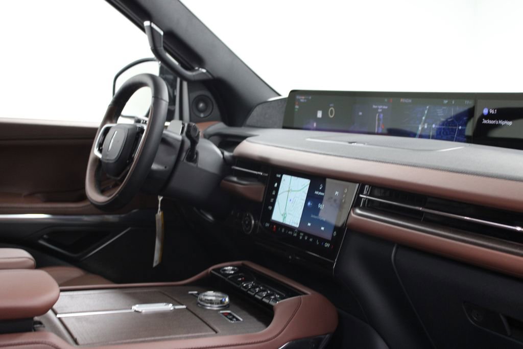 New 2026 Lincoln Navigator Reserve image 32