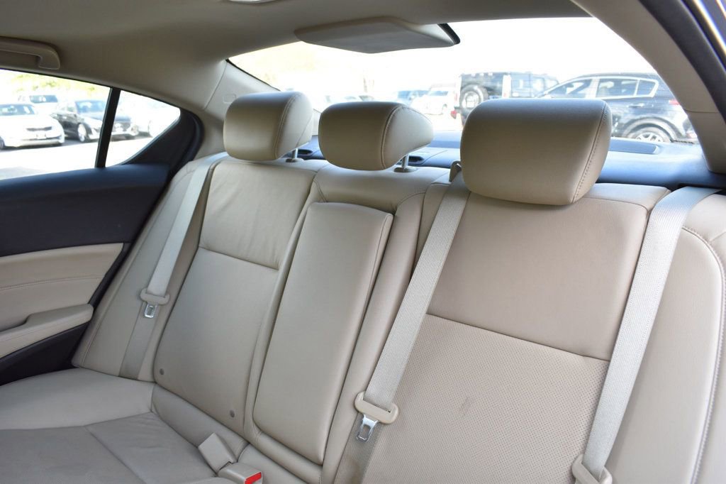 Used 2014 Acura ILX w/ Technology Package FWD image 21