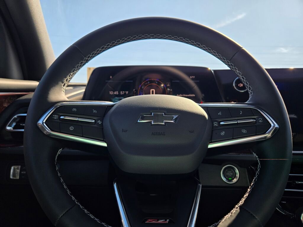 New 2026 Chevrolet Traverse Z71 w/ Driver Confidence Package image 33