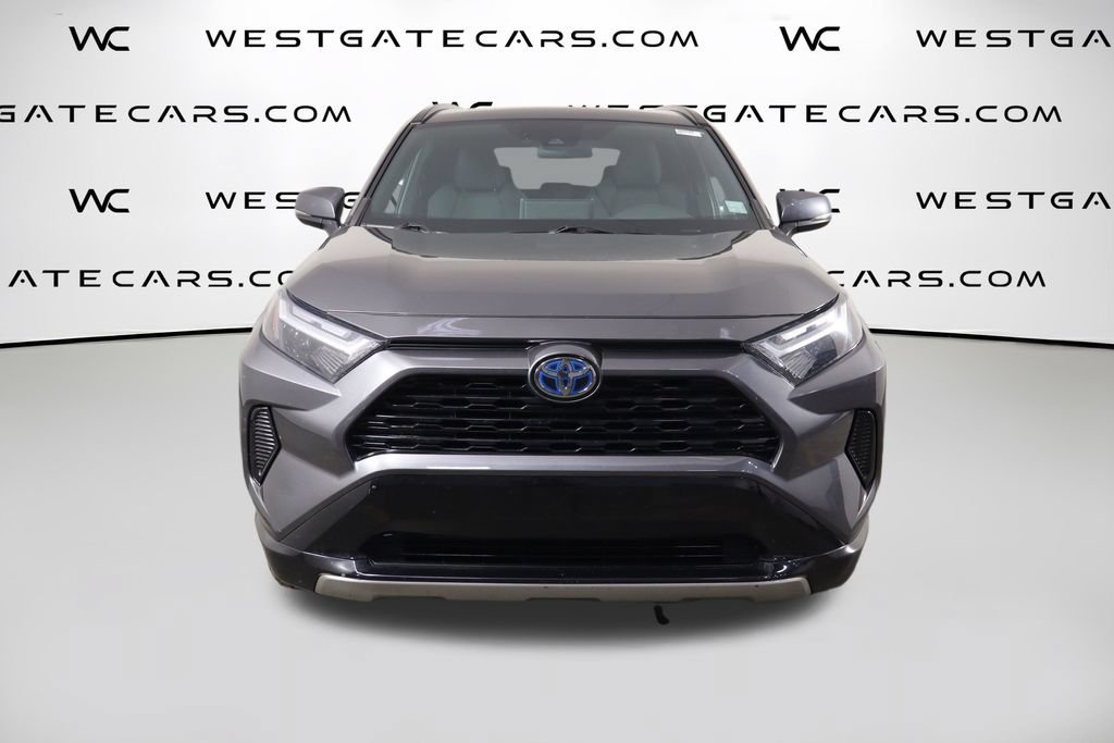 Used 2022 Toyota RAV4 SE w/ Convenience Package AWD/4WD image 2
