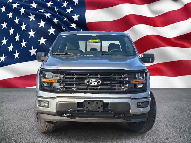 New 2026 Ford F150 XLT w/ Equipment Group 302A MID AWD/4WD image 3