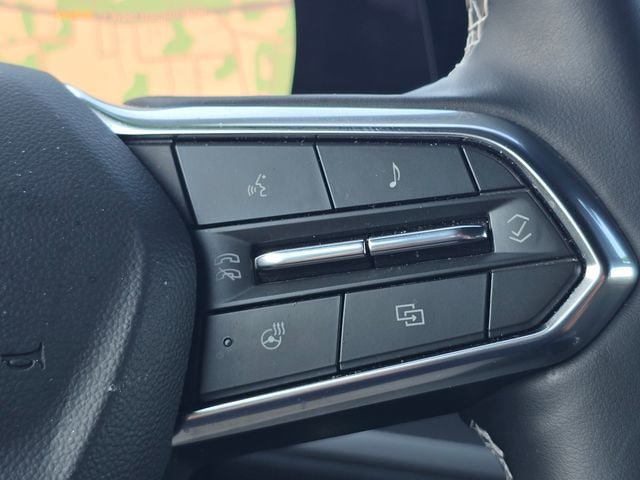 Used 2025 Chevrolet Traverse LT FWD image 22