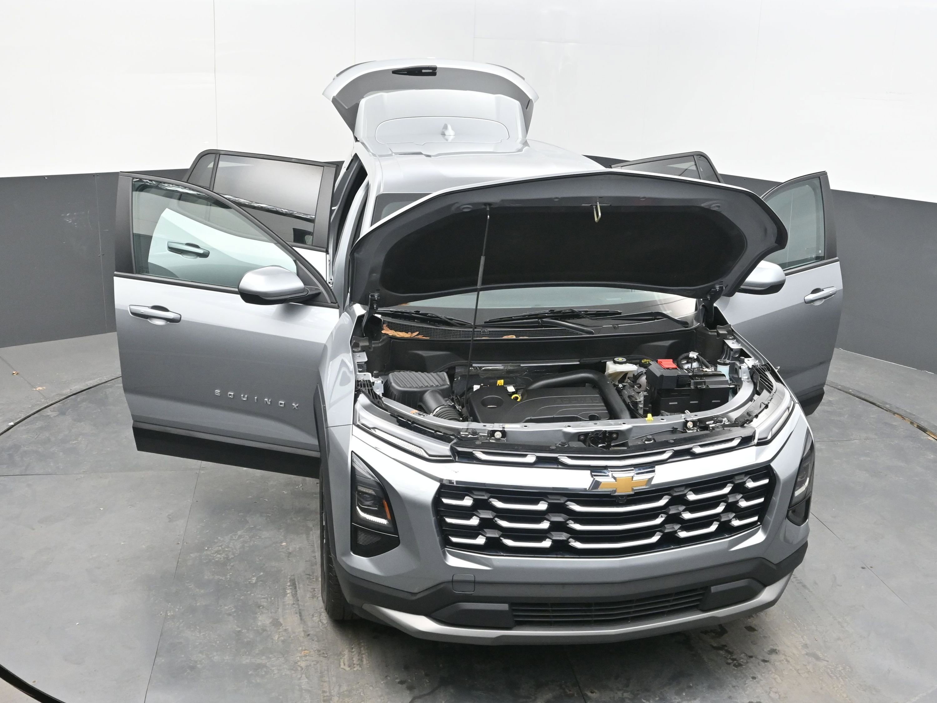 Used 2025 Chevrolet Equinox LT image 37