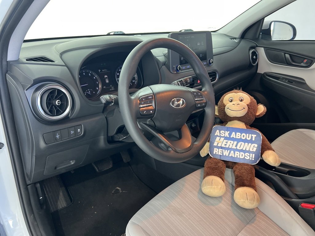 Used 2022 Hyundai Kona SEL w/ Cargo Package image 9