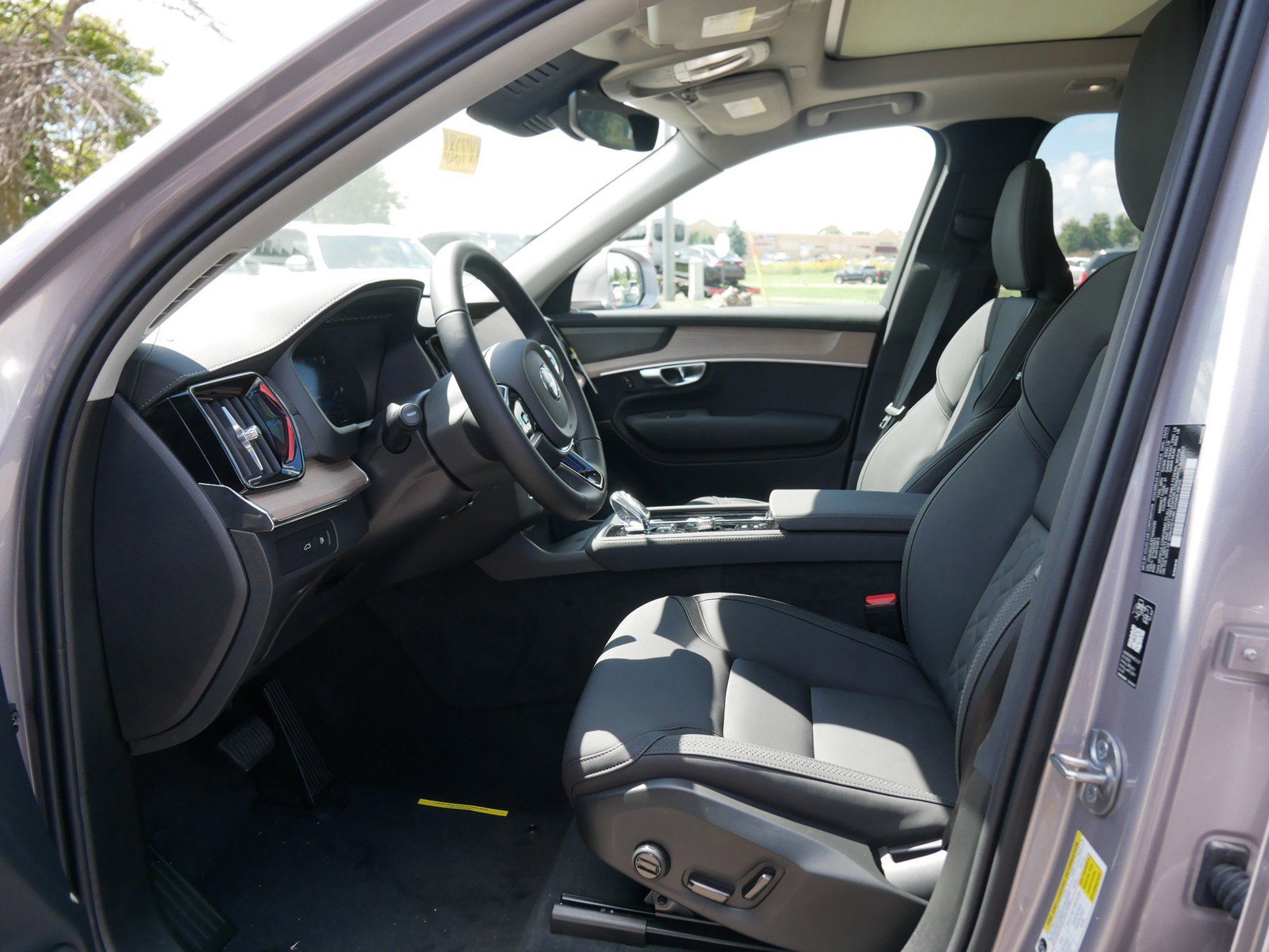 New 2026 Volvo XC90 T8 Plus image 5