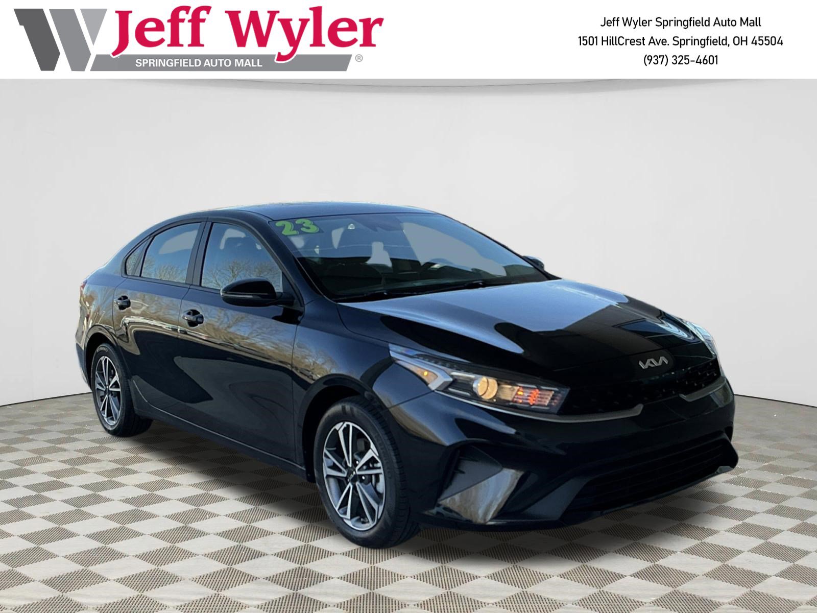 Used 2023 Kia Forte LXS w/ LXS Technology Package image 1