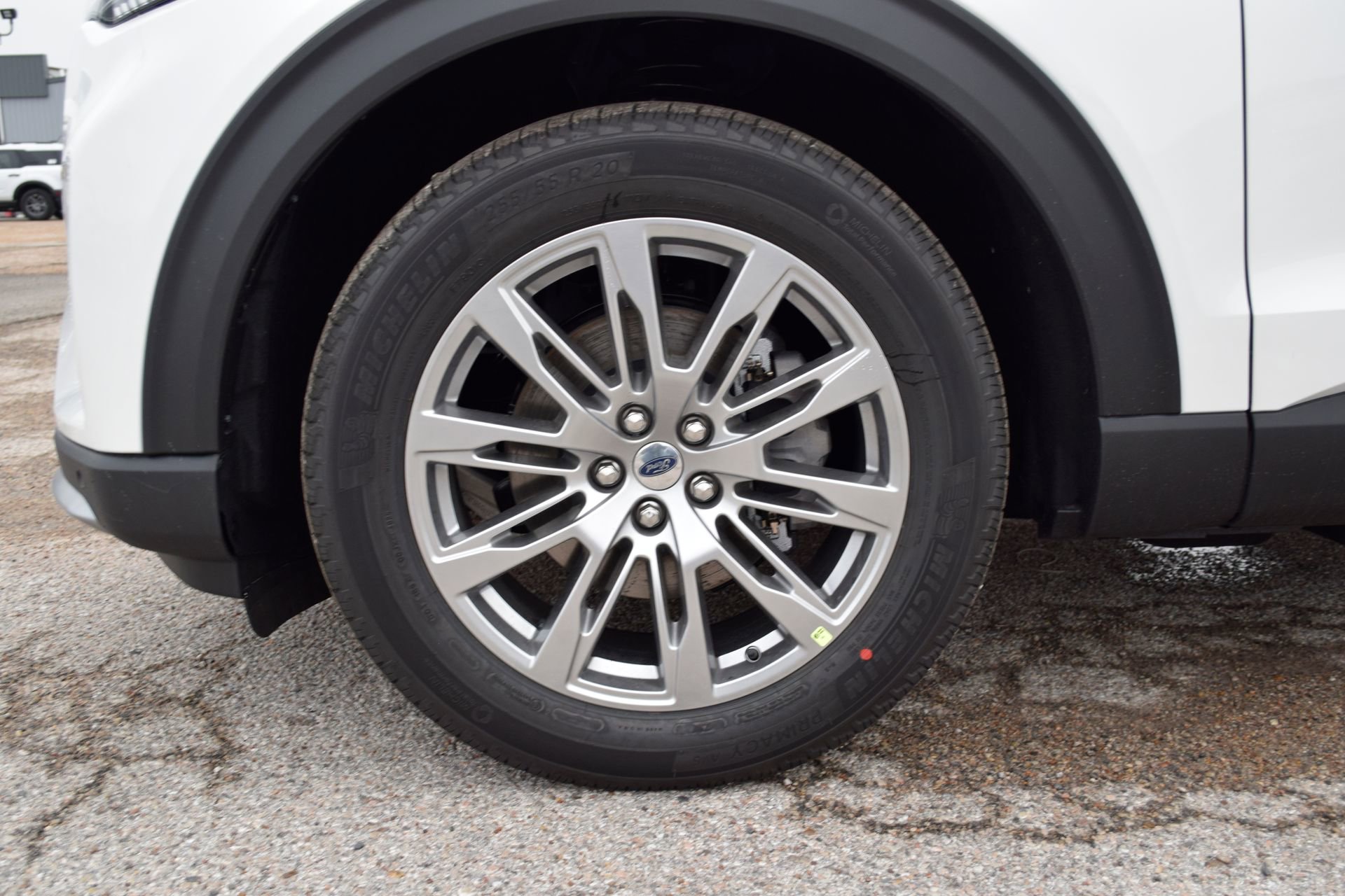 New 2026 Ford Explorer Platinum image 27