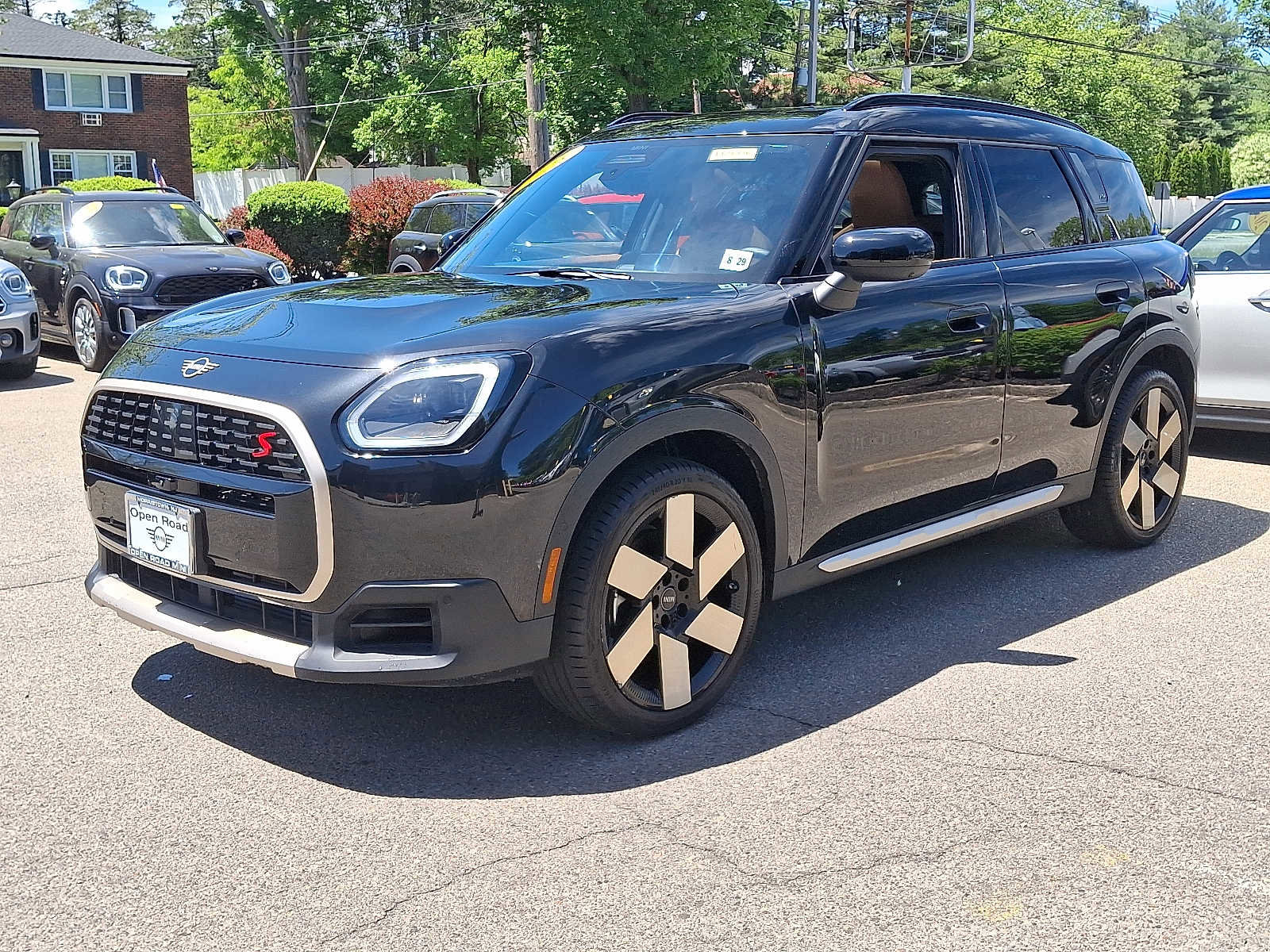 Certified 2025 MINI Cooper Countryman S w/ Comfort Package Max image 3