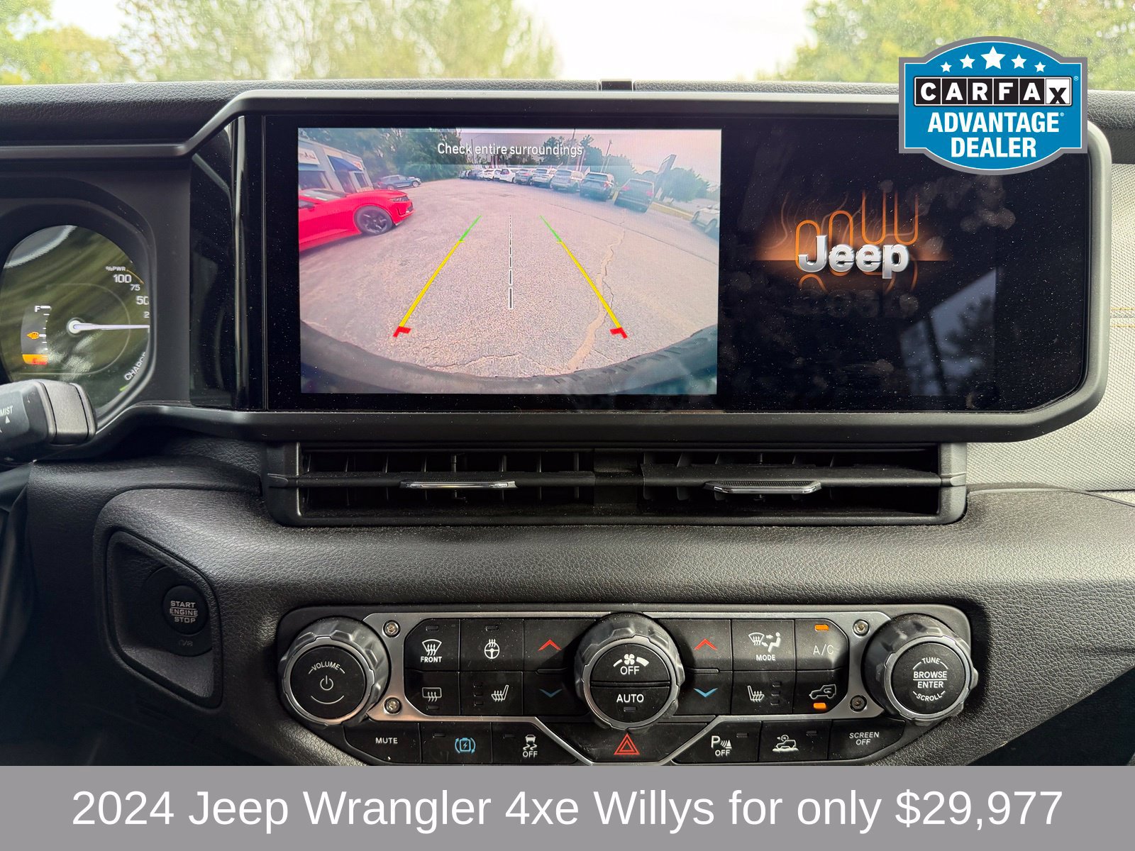 Used 2024 Jeep Wrangler Unlimited AWD/4WD image 13