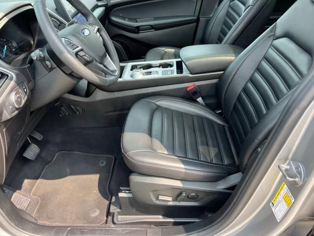 Used 2022 Ford Edge SEL w/ Convenience Package AWD/4WD image 18