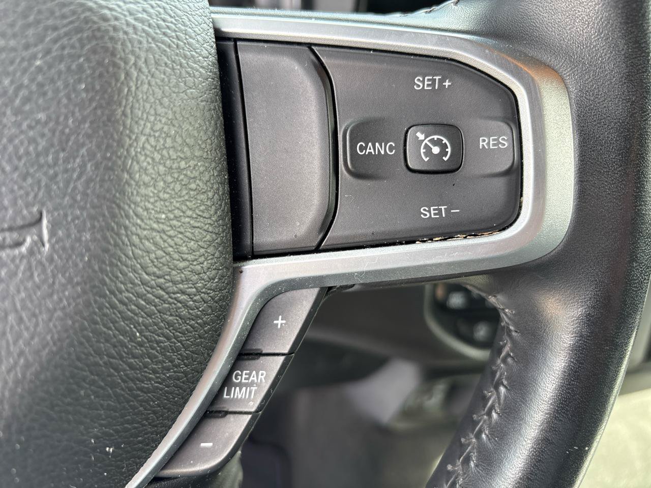 Used 2021 RAM 1500 Big Horn AWD/4WD image 18