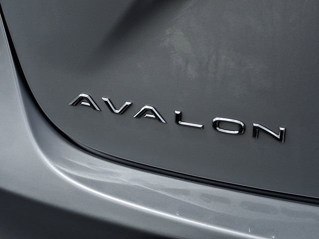 Used 2014 Toyota Avalon XLE Touring FWD image 36