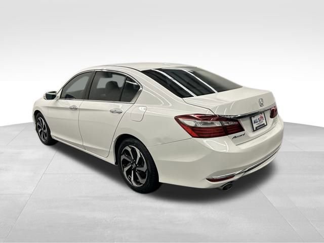 Used 2017 Honda Accord EX-L image 6