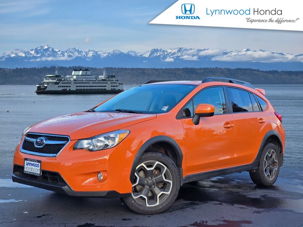 Used 2013 Subaru Crosstrek 2.0i Limited AWD/4WD image 1