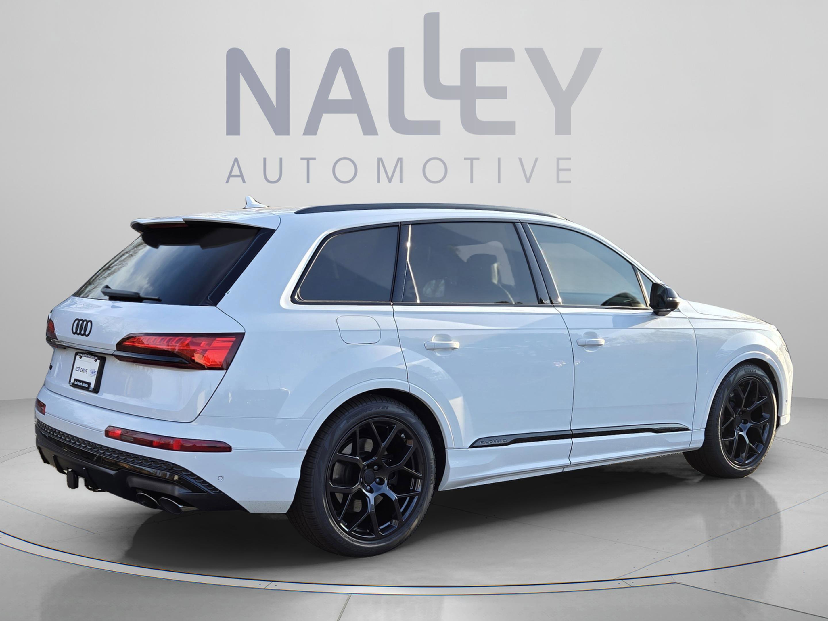 New 2026 Audi SQ7 Premium Plus AWD/4WD image 6