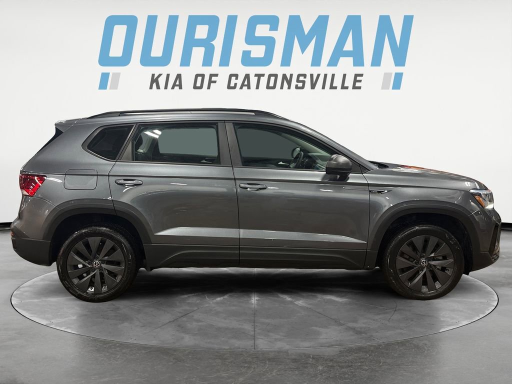 Used 2022 Volkswagen Taos S image 7