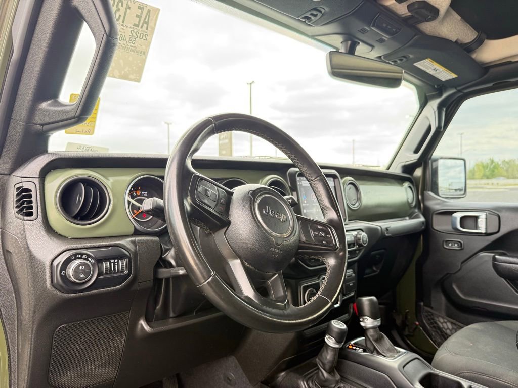 Used 2022 Jeep Gladiator Sport image 11