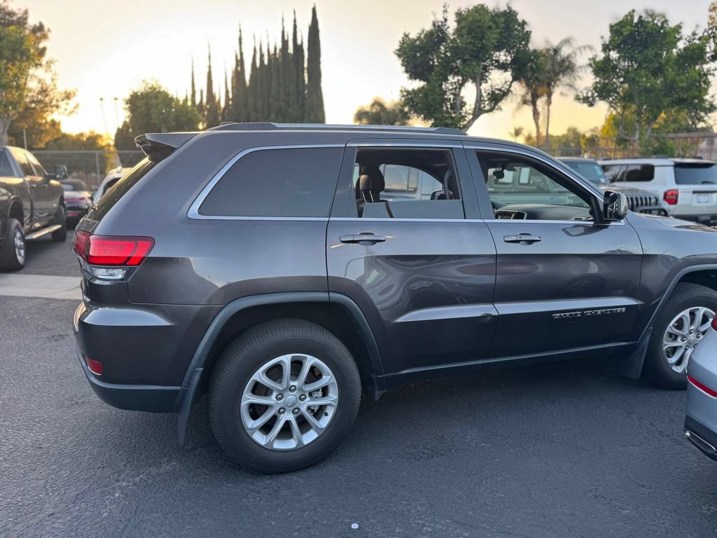 Used 2021 Jeep Grand Cherokee Laredo RWD image 7