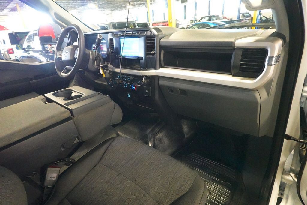 Used 2023 Ford F250 XL AWD/4WD image 40