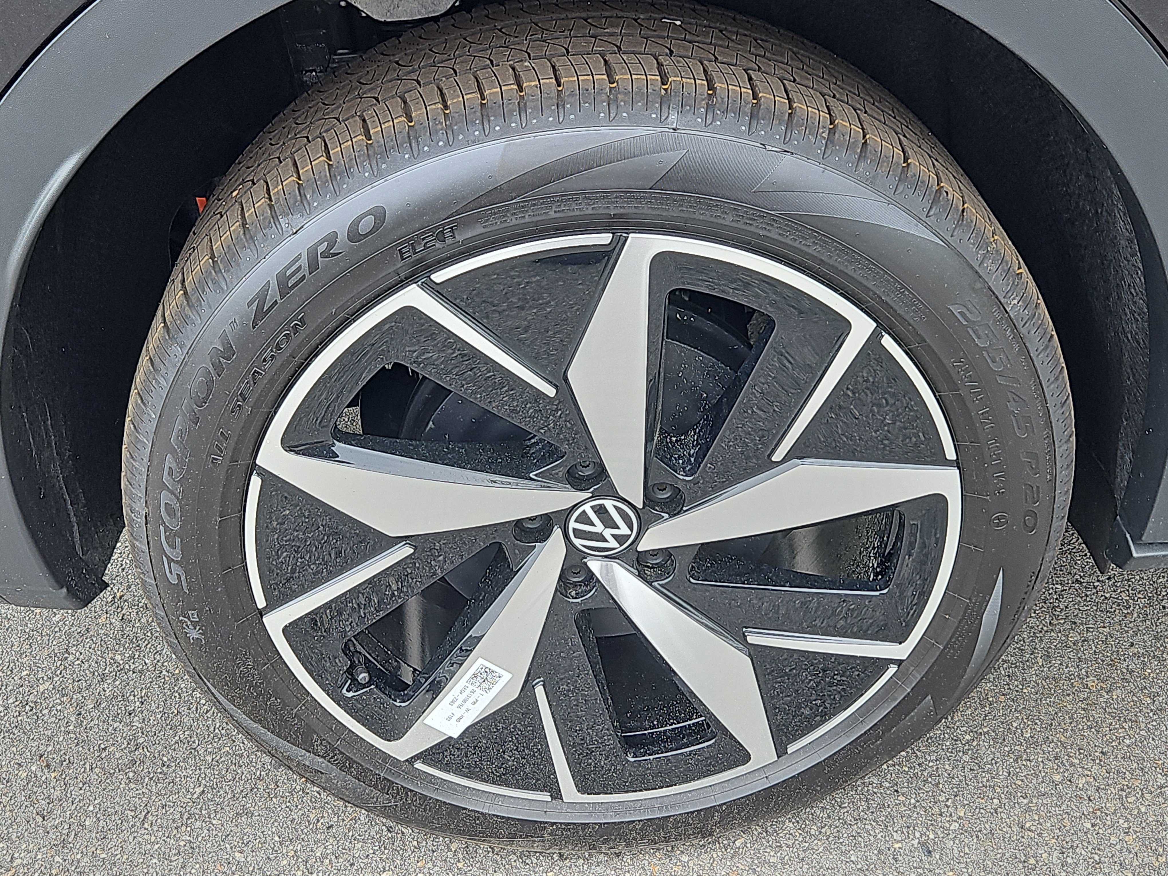 New 2026 Volkswagen ID.4 Pro S AWD/4WD image 3