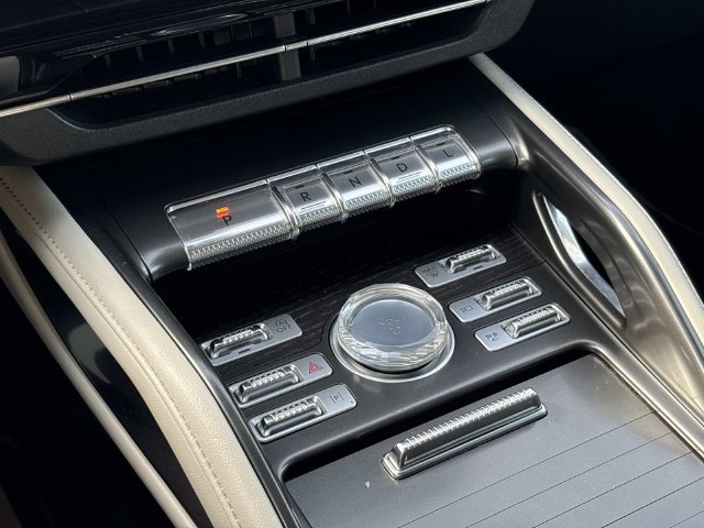 Certified 2024 Lincoln Nautilus Reserve AWD/4WD image 34