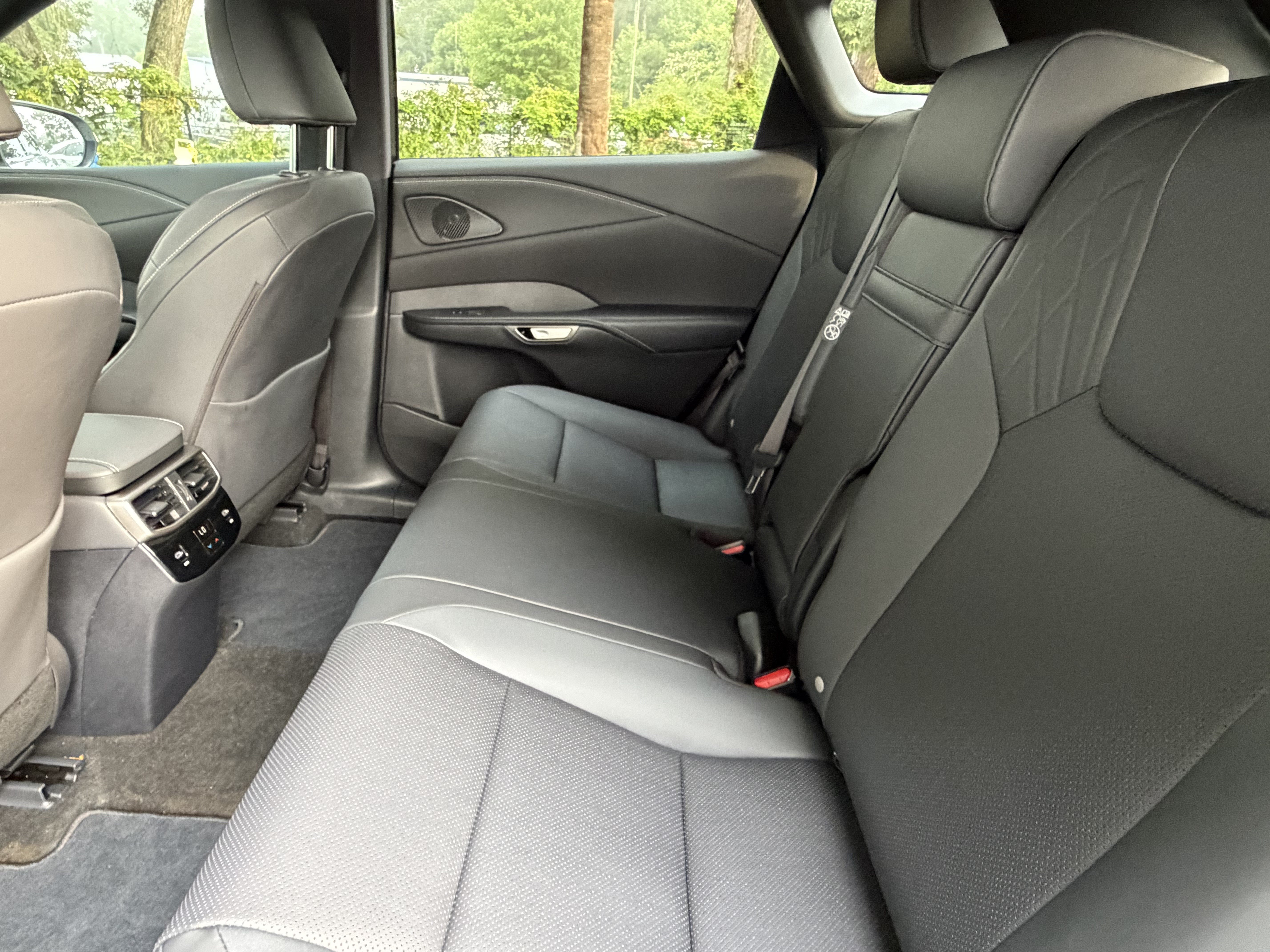 Certified 2025 Lexus RX 350 Premium FWD image 31