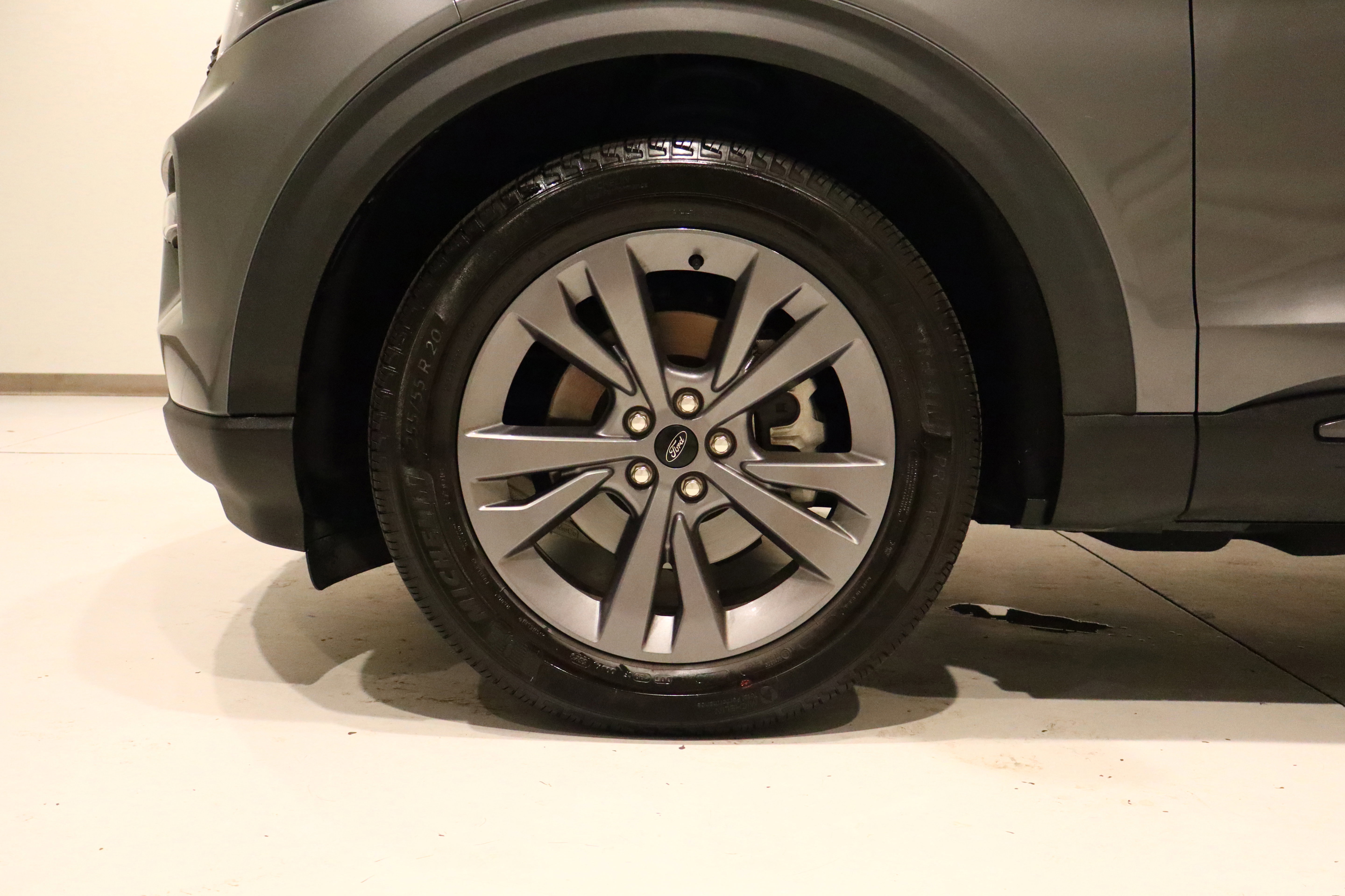 Used 2023 Ford Explorer XLT w/ Equipment Group 202A image 7