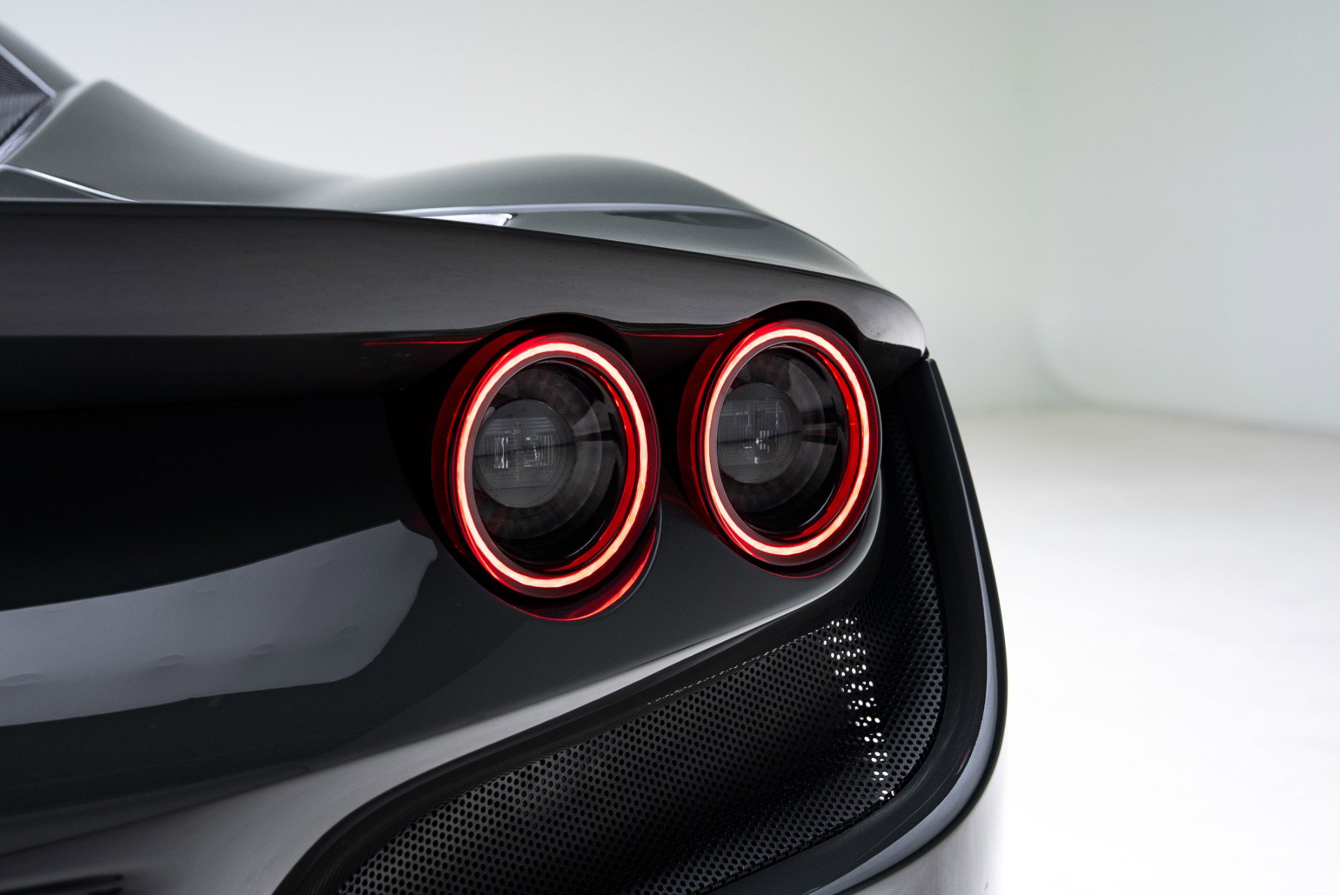 Used 2022 Ferrari F8 Tributo image 13