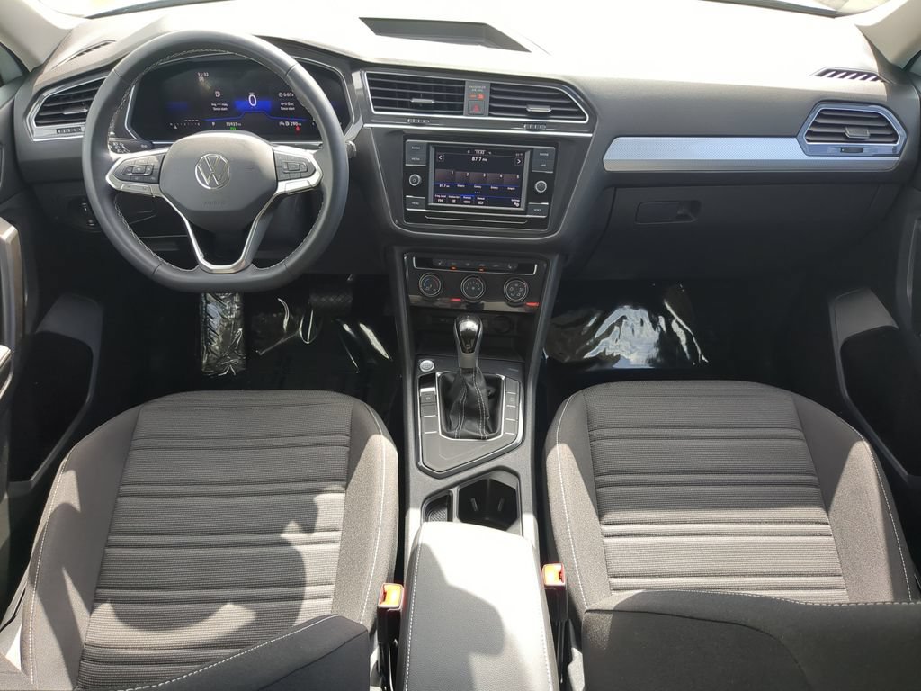 Certified 2024 Volkswagen Tiguan S FWD image 11