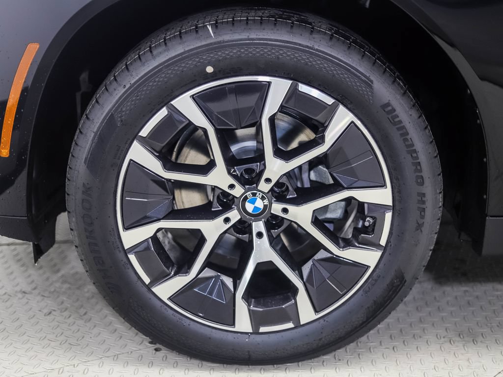 Certified 2026 BMW X3 xDrive30i w/ Convenience Package AWD/4WD image 2