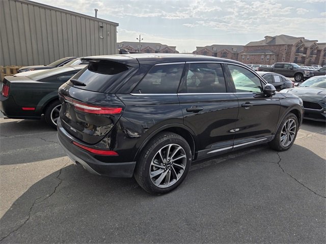 Used 2024 Lincoln Corsair FWD w/ Equipment Group 101A image 5