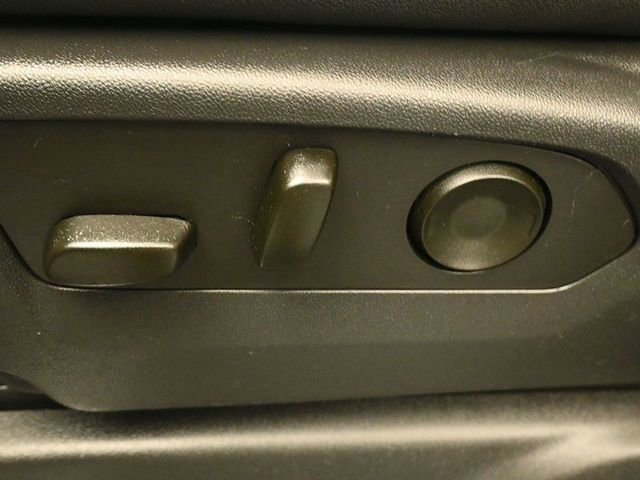 Used 2023 Chevrolet Silverado 1500 ZR2 image 11