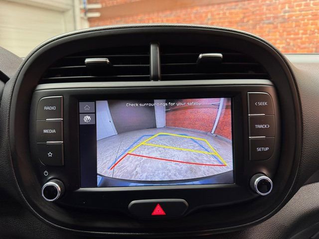 Used 2023 Kia Soul LX w/ LX Technology Package image 22