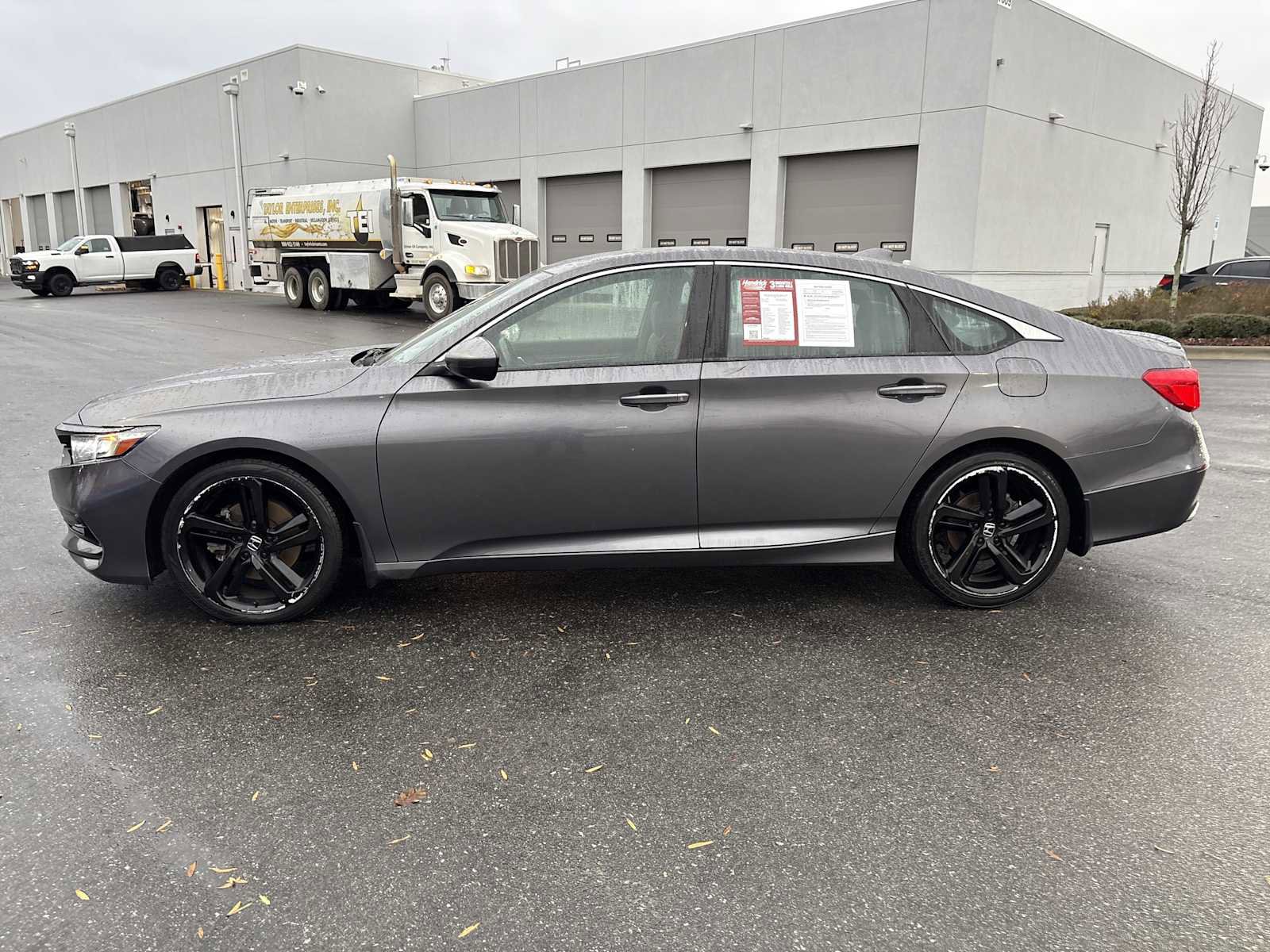 Used 2018 Honda Accord Sport image 7