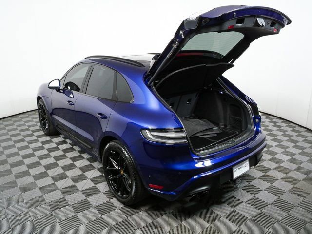 Used 2025 Porsche Macan GTS AWD/4WD image 31