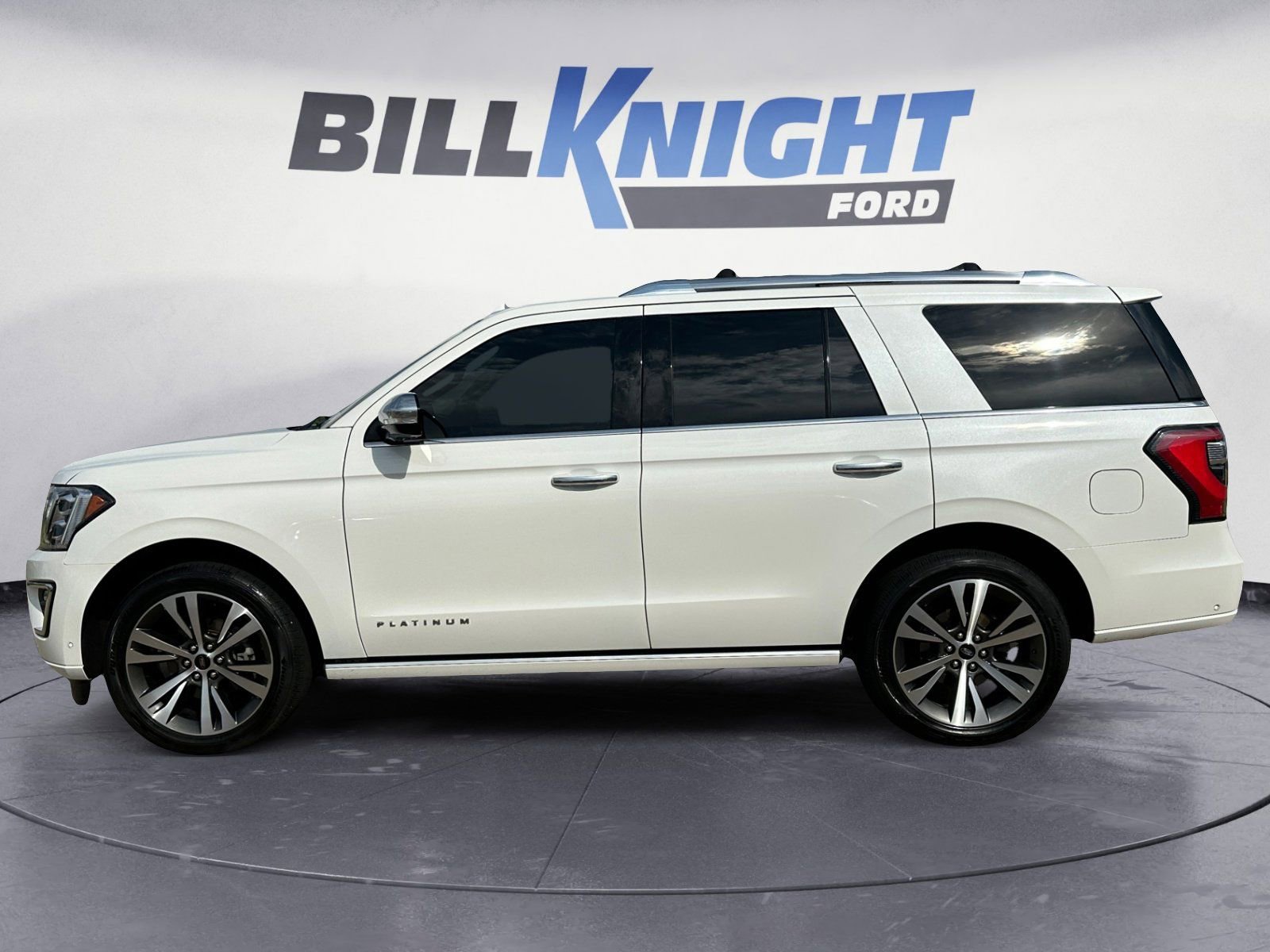 Used 2021 Ford Expedition Platinum image 2