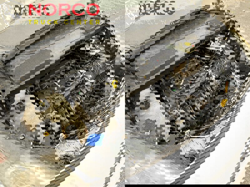 Used 2016 Ford Transit Connect XL image 29