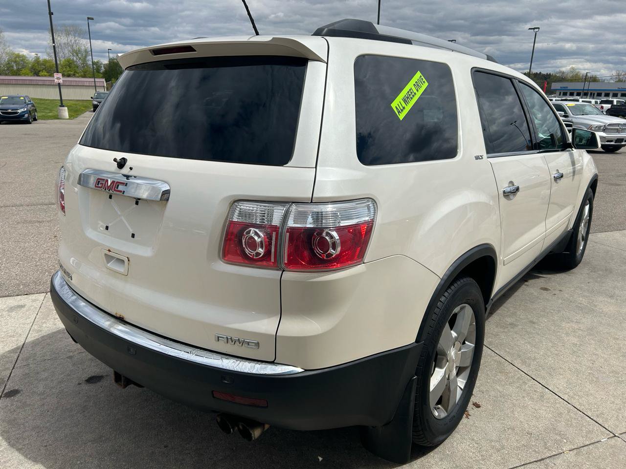 Used 2012 GMC Acadia SLT AWD/4WD image 5